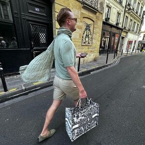 Meet your Posher, Chris